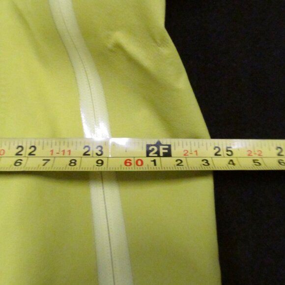 Arc'teryx Mens Size L Alpha SV Gortex Pro Vision Hooded  Jacket Yellow - Picture 11 of 11